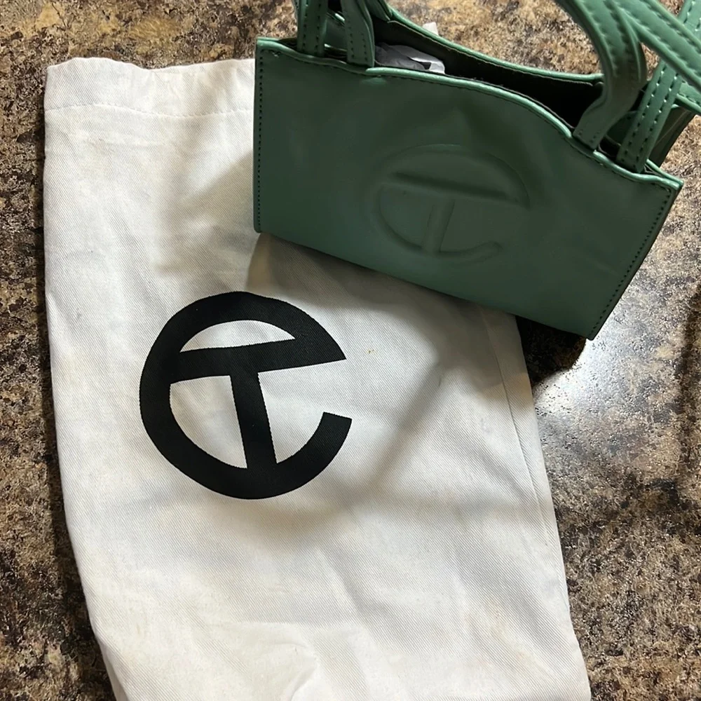 Mini Telfar bag - Picture 4 of 4